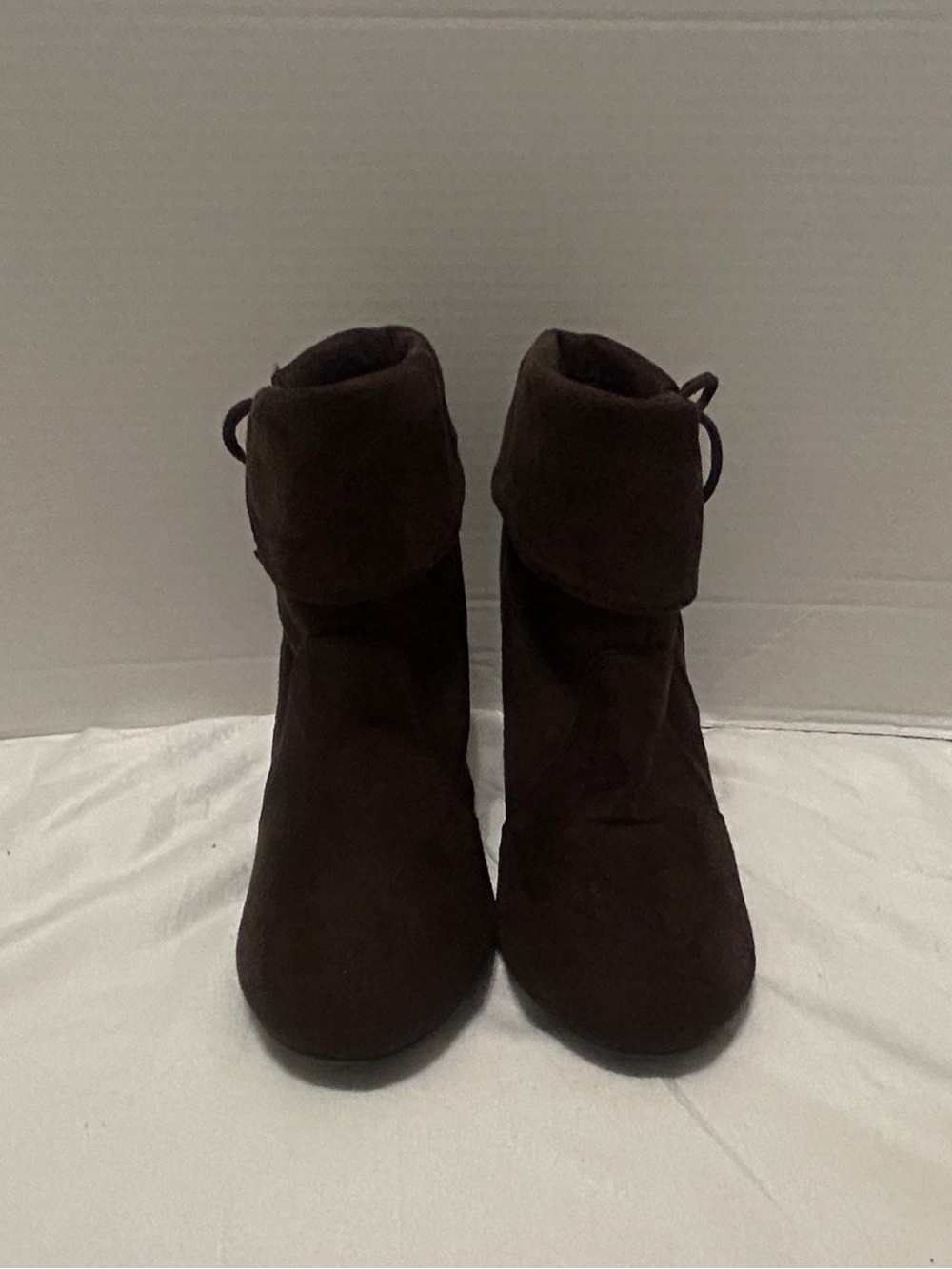 Women's Dark Brown Fold-Over Ankle Boots Suede-Like Low Heel Size 8.5